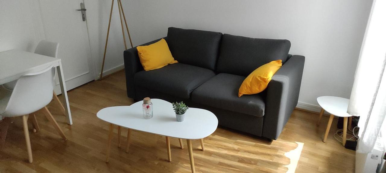 Le Barbâtre Apartamento Reims Exterior foto